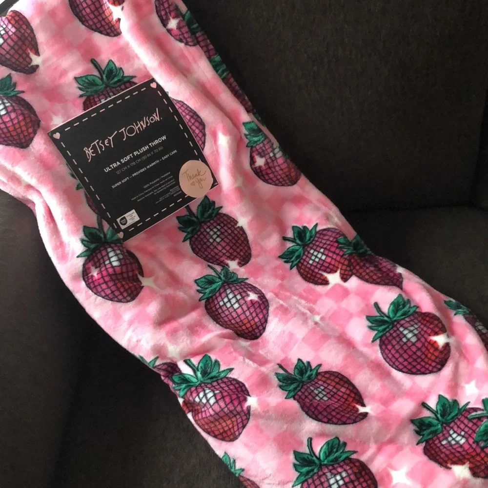 Betsey Johnson Pink DISCO Strawberry Checkered Throw Blanket